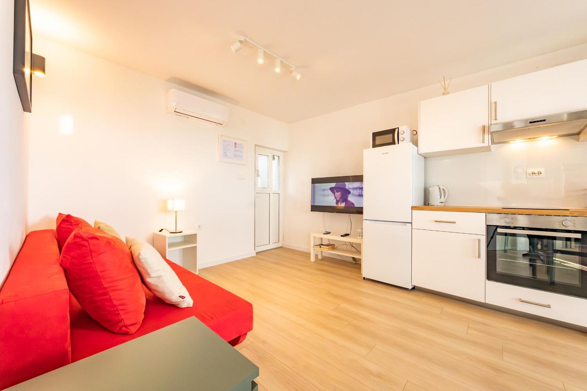 Apartments Krzanic 포드고라 외부 사진