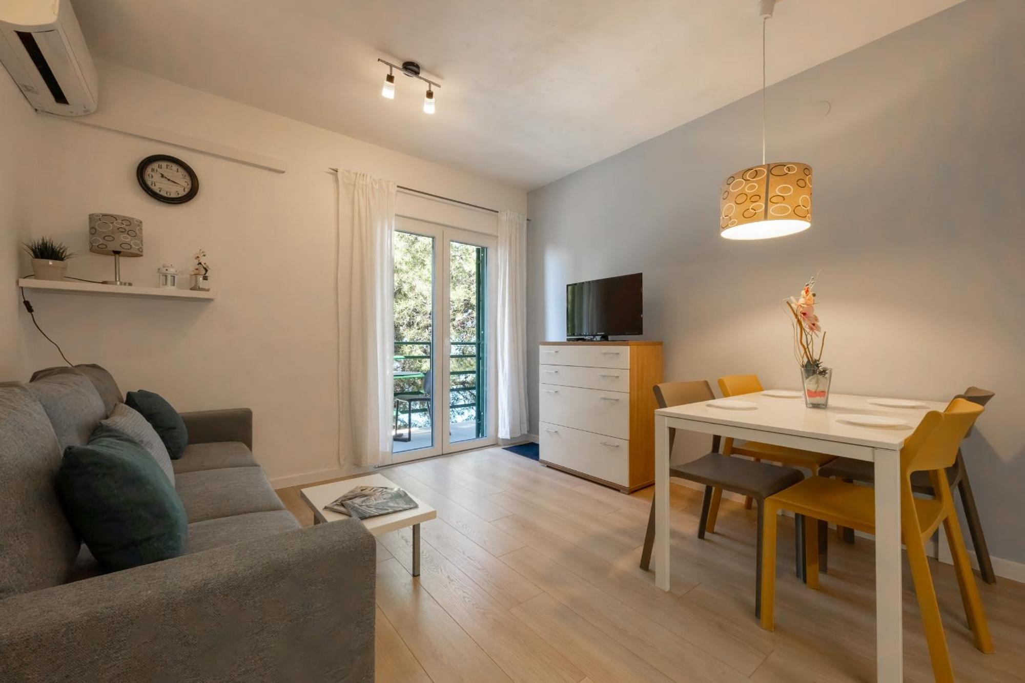 Apartments Krzanic 포드고라 외부 사진