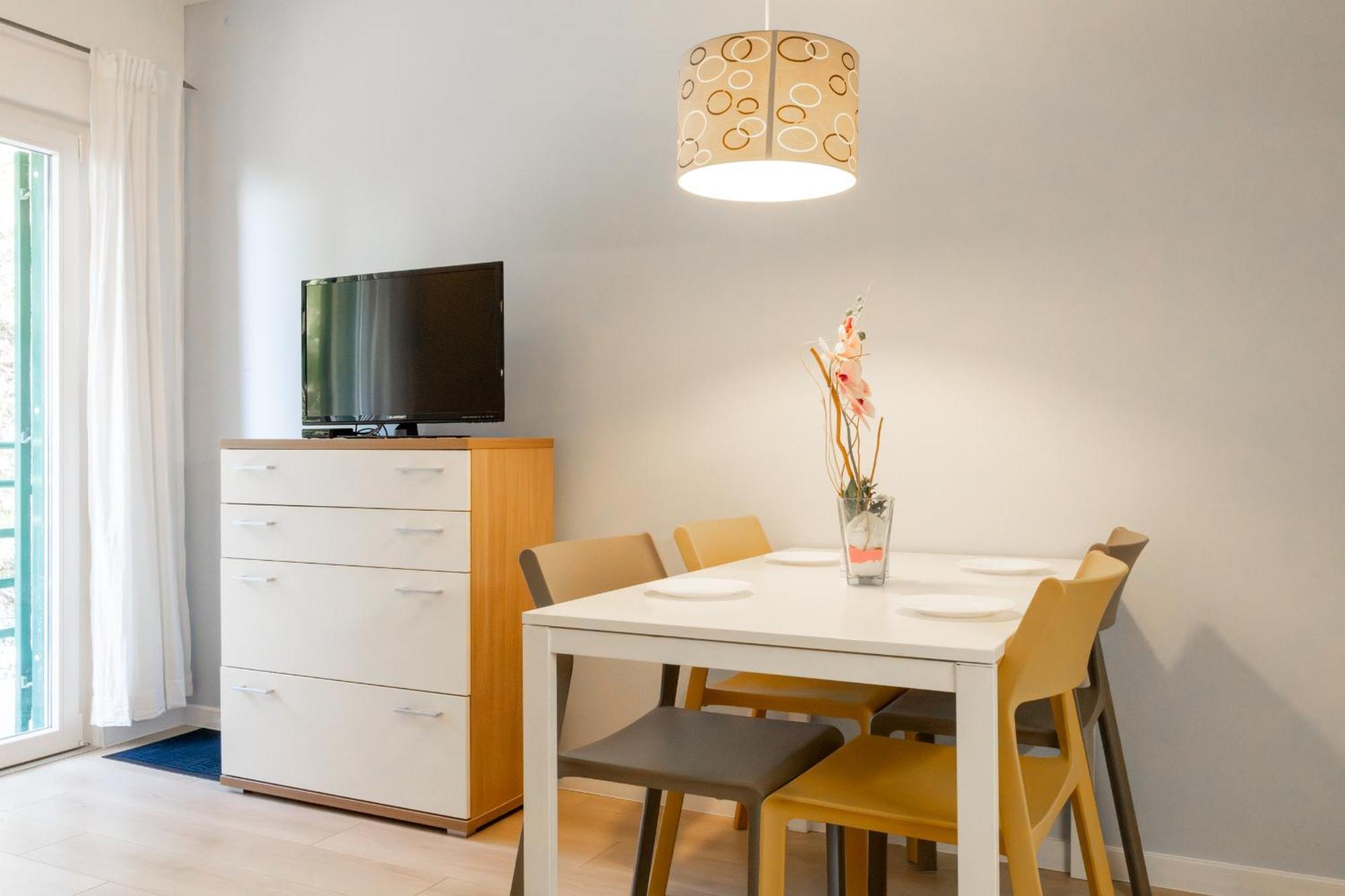 Apartments Krzanic 포드고라 외부 사진